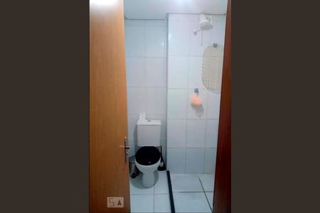 Banheiro de apartamento para alugar com 2 quartos, 43m² em Santos Dumont, São Leopoldo