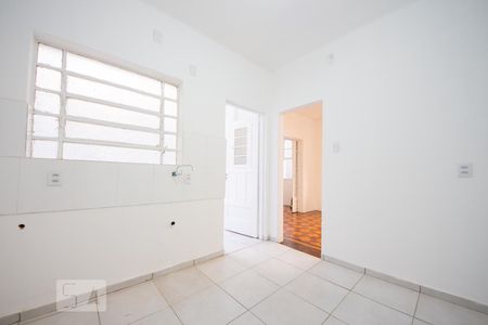 Cozinha de apartamento para alugar com 2 quartos, 76m² em Navegantes, Porto Alegre