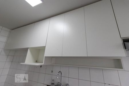 Apartamento para alugar com 55m², 2 quartos e 2 vagas Apartamento para alugar com 55m², 2 quartos e 2 vagasCozinha