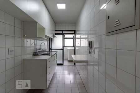 Apartamento para alugar com 55m², 2 quartos e 2 vagas Apartamento para alugar com 55m², 2 quartos e 2 vagasCozinha