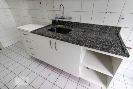 Apartamento para alugar com 55m², 2 quartos e 2 vagas Apartamento para alugar com 55m², 2 quartos e 2 vagasCozinha