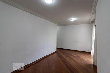 Sala de apartamento para alugar com 2 quartos, 55m² em Vila Uberabinha, São Paulo