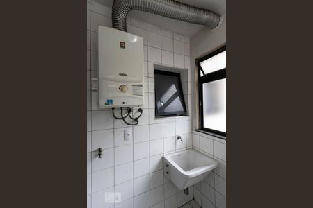 Apartamento para alugar com 55m², 2 quartos e 2 vagas Apartamento para alugar com 55m², 2 quartos e 2 vagasárea de seriviço