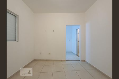Suíte de casa para alugar com 2 quartos, 80m² em Jardim da Glória, São Paulo