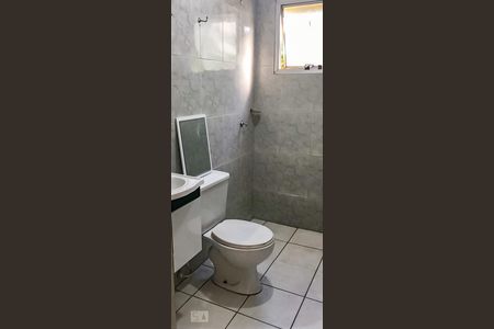 Banheiro de apartamento para alugar com 2 quartos, 54m² em Cidade das Flores, Osasco
