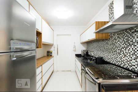 Apartamento para alugar com 105m², 2 quartos e 1 vagaCozinha