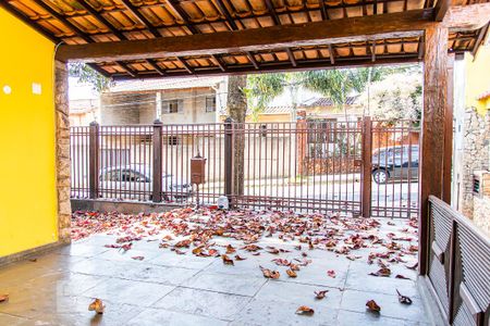 Casa para alugar com 220m², 3 quartos e 2 vagas Casa para alugar com 220m², 3 quartos e 2 vagasGaragem