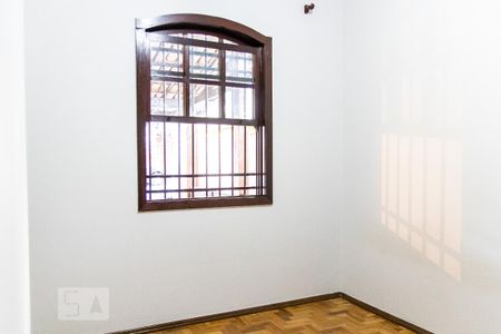 Casa para alugar com 220m², 3 quartos e 2 vagas Casa para alugar com 220m², 3 quartos e 2 vagasQuarto 2
