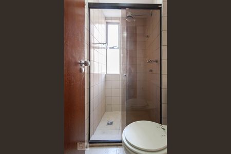 Banheiro social de apartamento à venda com 2 quartos, 103m² em Savassi, Belo Horizonte