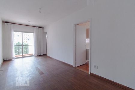 Sala de apartamento para alugar com 2 quartos, 60m² em Parque Tomas Saraiva, São Paulo