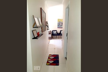 Corredor de apartamento à venda com 3 quartos, 82m² em Vila Nova Teixeira, Campinas