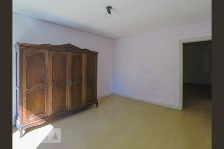 Casa à venda com 4 quartos, 285m² em Vila Mariana, São Paulo