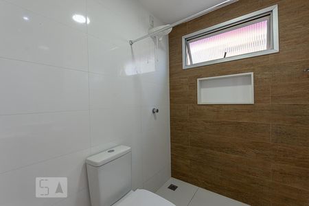 Banheiro Social de apartamento para alugar com 2 quartos, 65m² em Largo do Barradas, Niterói