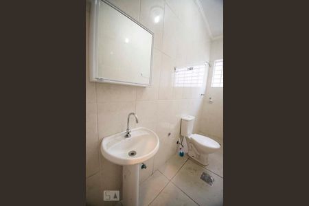 banheiro de casa para alugar com 3 quartos, 170m² em Jardim Leonor, Campinas