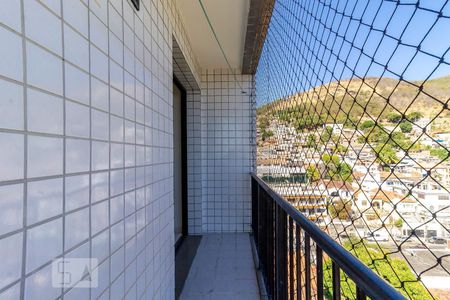 Apartamento à venda com 69m², 2 quartos e 1 vaga Apartamento à venda com 69m², 2 quartos e 1 vagaVaranda do Quarto 2