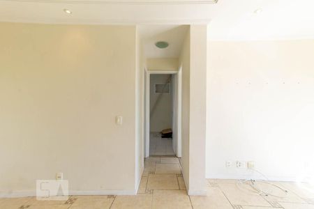 Apartamento à venda com 69m², 2 quartos e 1 vaga Apartamento à venda com 69m², 2 quartos e 1 vagaCorredor