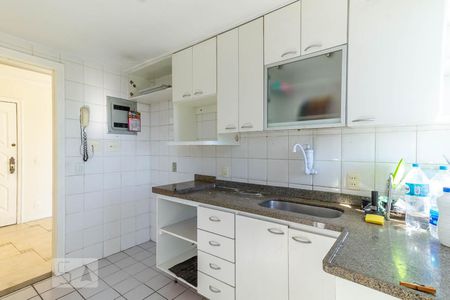 Apartamento à venda com 69m², 2 quartos e 1 vaga Apartamento à venda com 69m², 2 quartos e 1 vagaCozinha