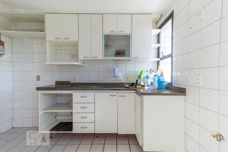 Apartamento à venda com 69m², 2 quartos e 1 vaga Apartamento à venda com 69m², 2 quartos e 1 vagaCozinha