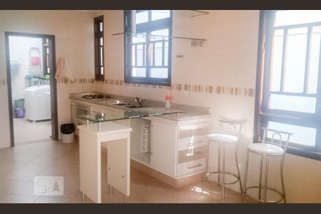 Cozinha de casa à venda com 4 quartos, 293m² em City América, São Paulo