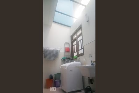 Casa à venda com 293m², 4 quartos e 4 vagasÁrea de Serviço