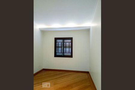 Casa à venda com 293m², 4 quartos e 4 vagasQuarto
