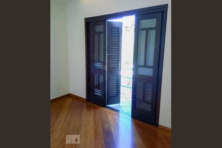 Casa à venda com 293m², 4 quartos e 4 vagasQuarto