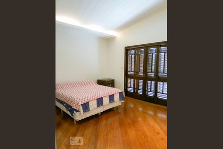 Casa à venda com 293m², 4 quartos e 4 vagasQuarto