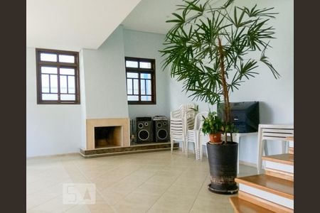 Sala de casa à venda com 4 quartos, 293m² em City América, São Paulo