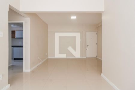 Sala  de apartamento para alugar com 1 quarto, 57m² em Centro, Florianópolis
