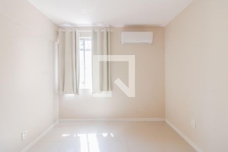 Quarto de apartamento para alugar com 1 quarto, 57m² em Centro, Florianópolis