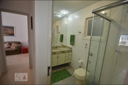 Banheiro de apartamento para alugar com 3 quartos, 80m² em Ipanema, Rio de Janeiro