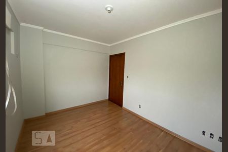 Apartamento à venda com 90m², 3 quartos e 1 vagaDormitório 3