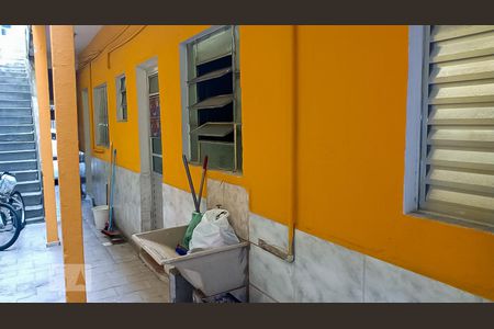 Casa para alugar com 4m², 1 quarto e sem vagaÁrea de Serviço