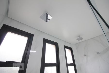 Apartamento à venda com 272m², 5 quartos e 4 vagasChuveiro