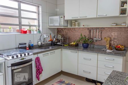 Cozinha de casa para alugar com 2 quartos, 96m² em Jardim Taboão, São Paulo