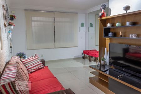 Sala de casa para alugar com 2 quartos, 96m² em Jardim Taboão, São Paulo