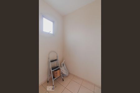 Apartamento para alugar com 72m², 2 quartos e 1 vaga Apartamento para alugar com 72m², 2 quartos e 1 vagaQuarto de serviço