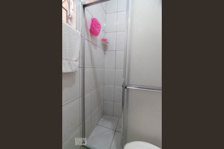 Casa à venda com 440m², 2 quartos e 2 vagasBanheiro Suíte Casa 1