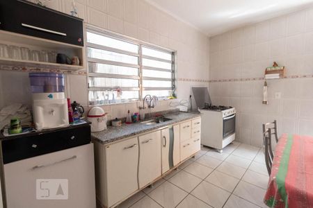 Casa à venda com 440m², 2 quartos e 2 vagasCozinha Casa 1