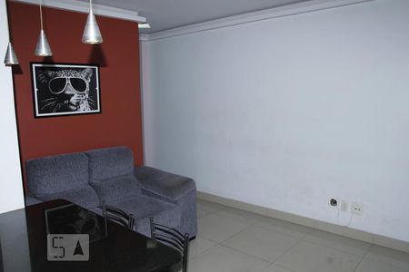 Apartamento à venda com 68m², 2 quartos e sem vagaSala