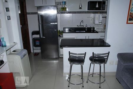 Apartamento à venda com 68m², 2 quartos e sem vagaSala