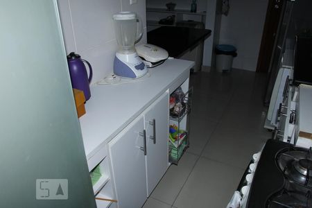 Apartamento à venda com 68m², 2 quartos e sem vagaCozinha