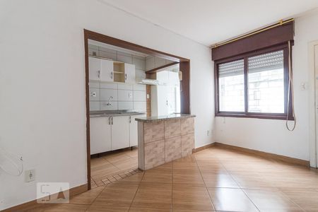 Cozinha de apartamento à venda com 1 quarto, 32m² em Jardim Itu Sabará, Porto Alegre