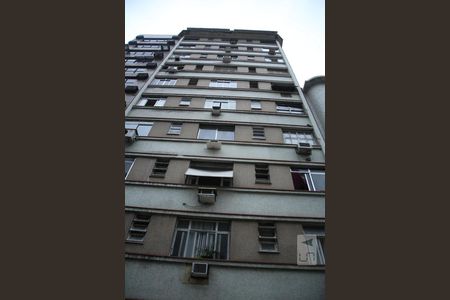 Apartamento para alugar com 80m², 1 quarto e sem vagaFachada