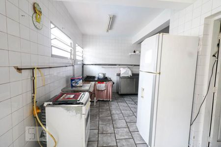 Casa à venda com 338m², 3 quartos e 5 vagasCozinha industrial 