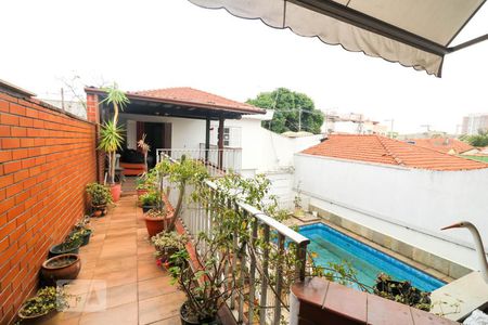 Casa à venda com 338m², 3 quartos e 5 vagasCorredor 
