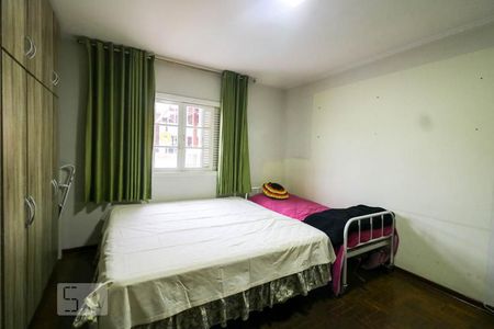 Casa à venda com 338m², 3 quartos e 5 vagasDormitório 2