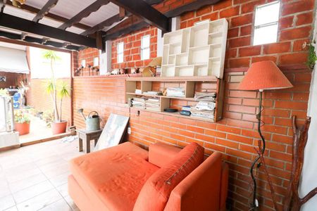 Casa à venda com 338m², 3 quartos e 5 vagasVaranda do Dormitório 1