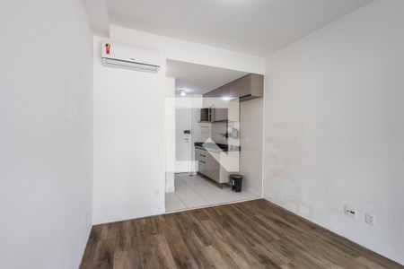 Quarto de kitnet/studio para alugar com 1 quarto, 25m² em Cerqueira César, São Paulo