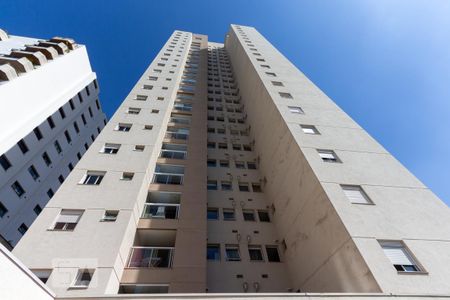 Fachada de apartamento para alugar com 2 quartos, 75m² em Vila Suzana, São Paulo